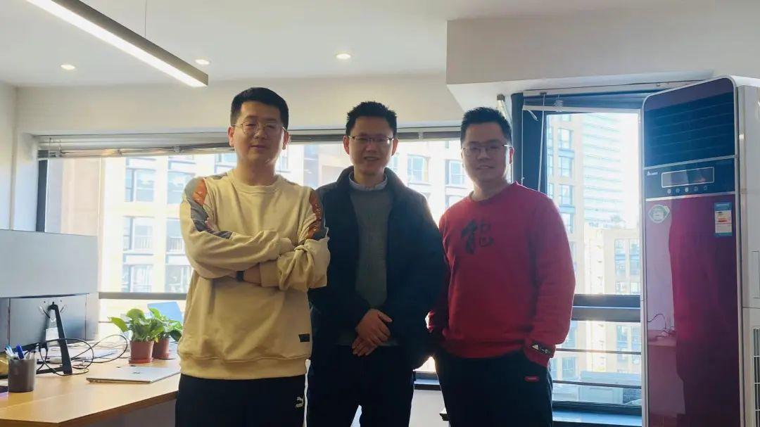 元语智能 ChatYuan