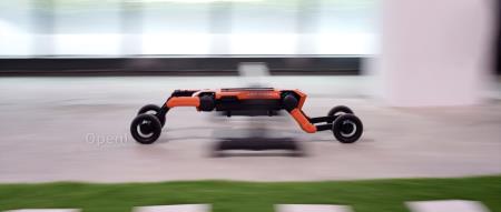 国内首个四轮足机器人,深圳造!独家对话创始人