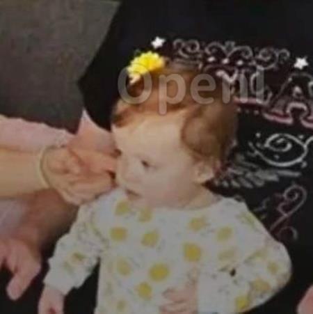 马斯克私生双胞胎首曝光!Neuralink女高管陪同,边遛娃边忧心AI末日