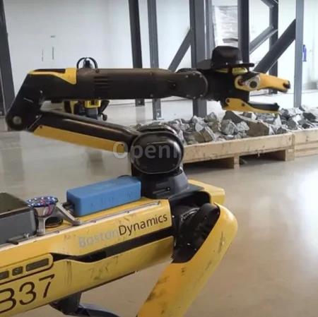 波士顿动力机器狗装上ChatGPT大脑当导游,一开口就是老伦敦腔