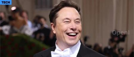 X 掉蓝鸟，对标微信，马斯克收购 Twitter 一年后搞砸了吗？