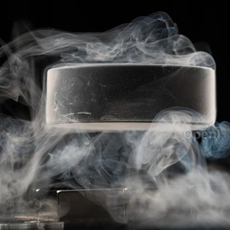 受8位合著者举报,引爆物理圈的室温超导论文被Nature撤稿,一作正接受调查