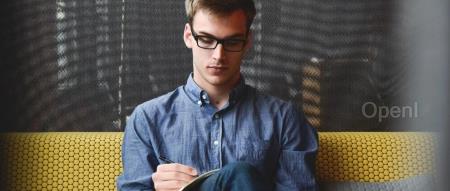 某机器人公司发积分代替工资；京东采销员工涨薪近100%；马斯克回应特斯拉机器人暴力伤人传闻：媒体真可耻 | AI一周资讯