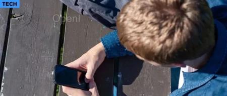 「一键脱衣」的 AI,连孩子都不放过