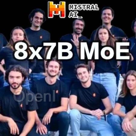 467亿参数MoE追平GPT-3.5!爆火开源Mixtral模型细节首公开,中杯逼近GPT-4