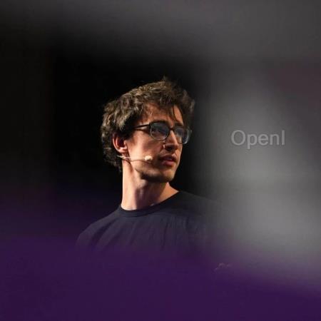 性能超越GPT-3.5：Mistral 8x7B是目前最好的开源 LLM