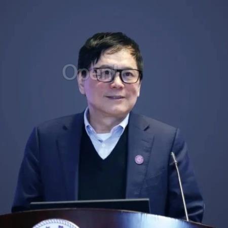 加快推动人工智能基础研究的原始创新