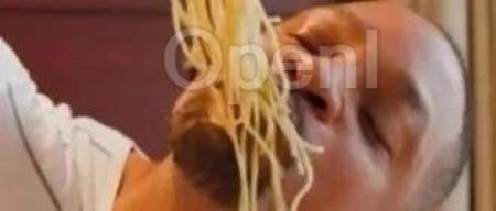 威尔・史密斯整活吃面视频走红,网友惊呼:这是 Sora 干的?