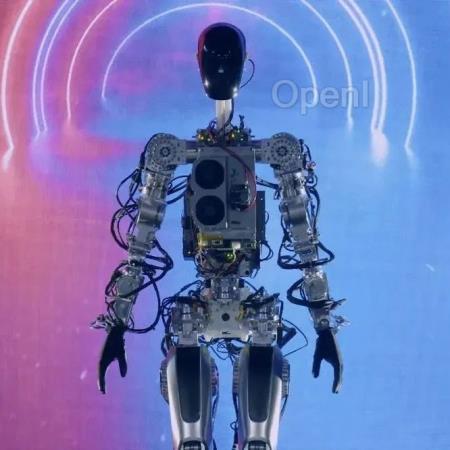 马斯克人形机器人2年4迭代的秘密找到了