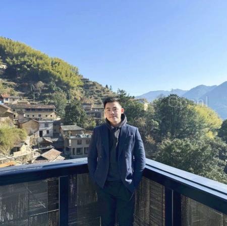 27岁融资超亿元！95后海归创业者进军光计算芯片｜甲子光年