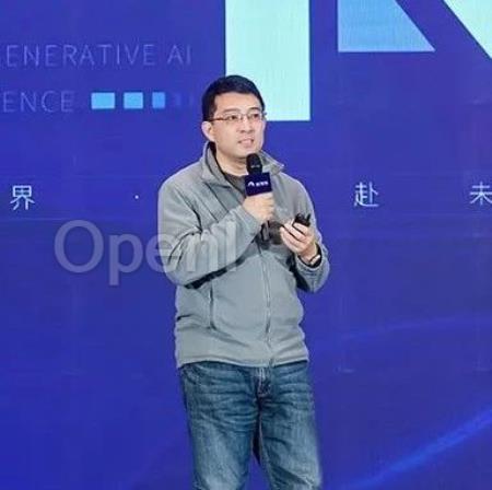 爱诗科技王长虎:全球用户量最大的国产AI视频生成产品,是怎么炼成的?丨GenAICon 2024