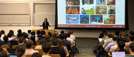 李飞飞主讲,斯坦福2024 CS231n开课,依旧座无虚席