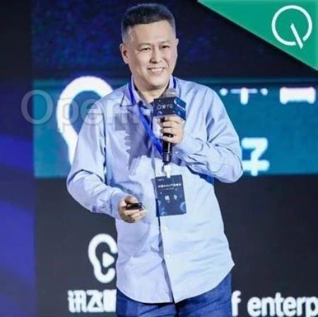 金山办公姚冬：AI让办公不再孤立，LUI是下一代交互 | 中国AIGC产业峰会