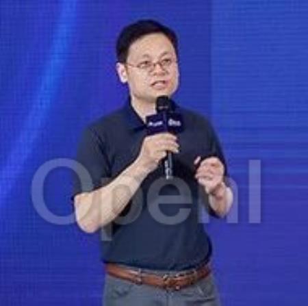 前Meta首席工程负责人胡鲁辉:“后GPT-4”有4大发展趋势,理解物理世界才能接近AGI|GenAICon 2024