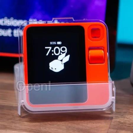 爆款生成式AI硬件,销量突破10万台,拆完一看只是安卓app?