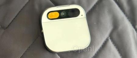 第一个倒下的AI大模型硬件创企!Humane被曝10亿美元卖身,曾梦想干iPhone