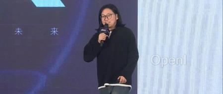 天图万境图拉古:大部分大模型公司5年内死去,自媒体用“炸裂”“吊打”是瞎说丨GenAICon 2024