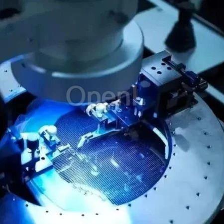 制造光刻机40年，ASML成功的秘密是什么？