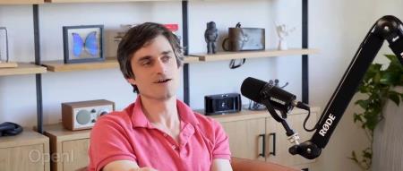 ChatGPT 负责人：GPT-4 越来越聪明是因为 post-traning，大模型短期没有数据瓶颈