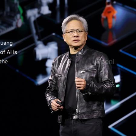 老黄自己卷自己!GPU要一年更新一代!预告新动作:AI工厂将吞噬一切