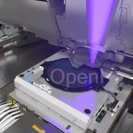 EUV光刻，新里程碑