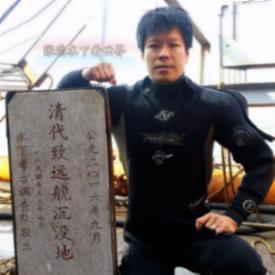 张瑞水下看世界