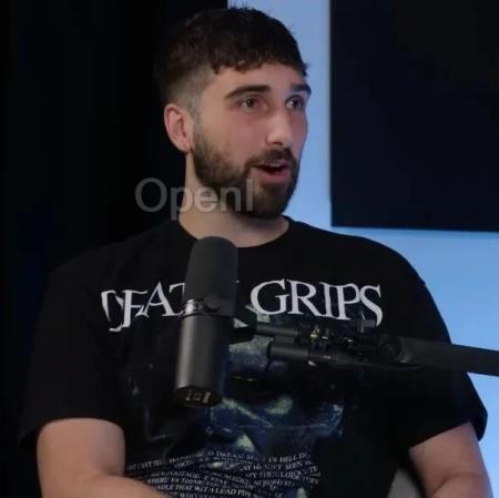 Transformer 作者最新两万字访谈:下一步是让模型学会“失败”,像人一样思考