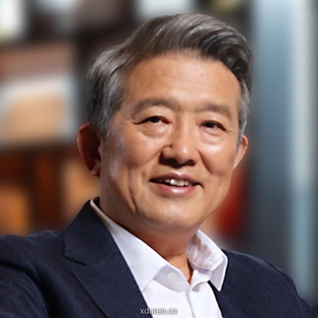 嘉泰先生