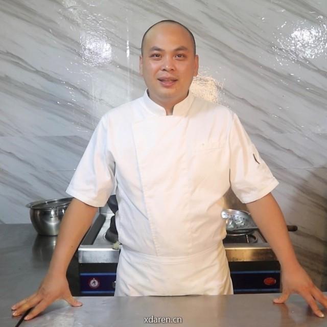 厨师长农国栋