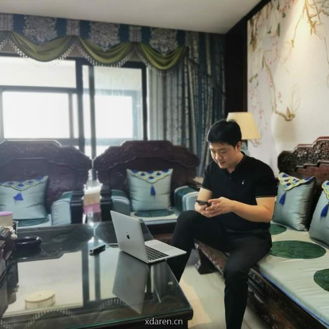 优秀股痴金屋