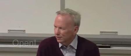 在这段被下架的视频里,谷歌前CEO说了很多真话