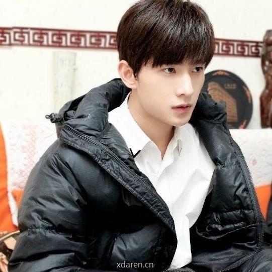 杨咩咩的羊毛大衣