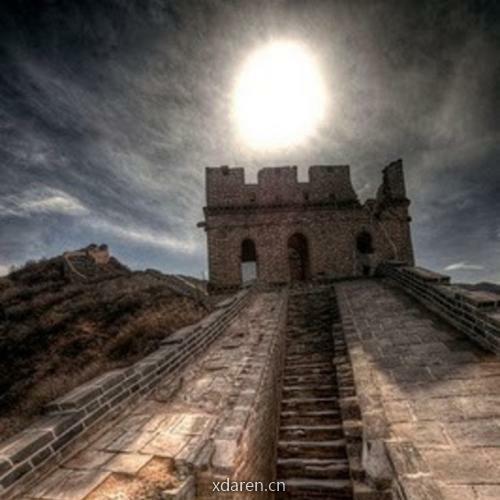 不尽长江滚滚流