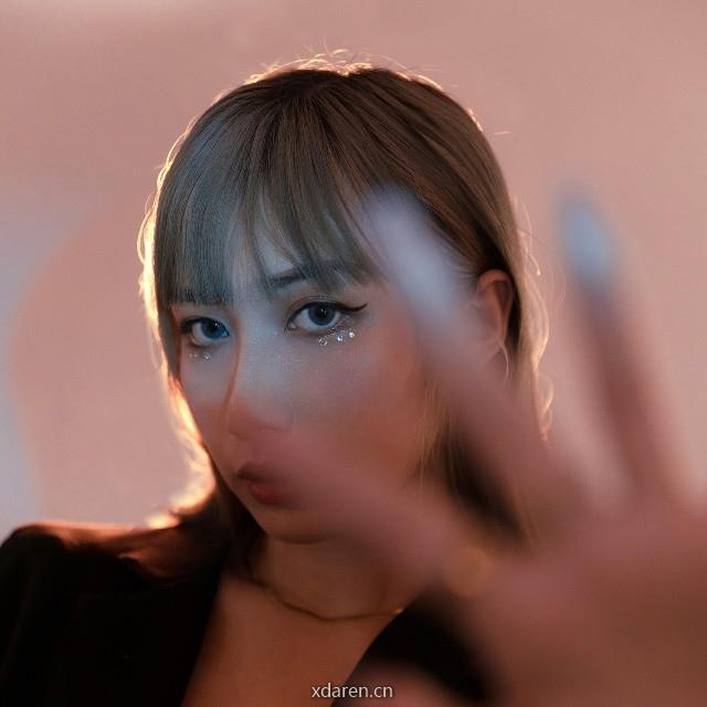 吃土少女罗百万