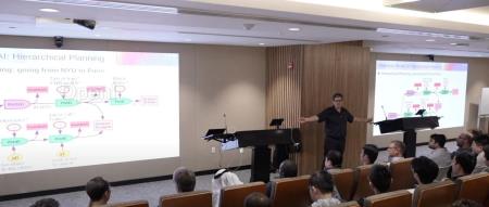 Yann LeCun不看好强化学习:「我确实更喜欢 MPC」