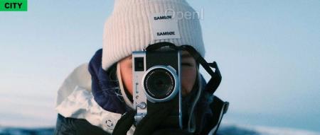 这个长得和 Emoji 一样的相机,怎么成了社交媒体的顶流?