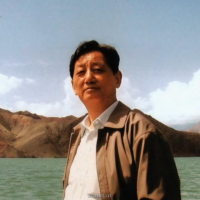 静远斋主