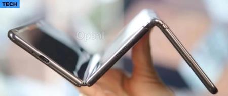 华为苹果发布会再撞车,三折叠手机和 iPhone 16 硬碰硬,余承东:划时代!