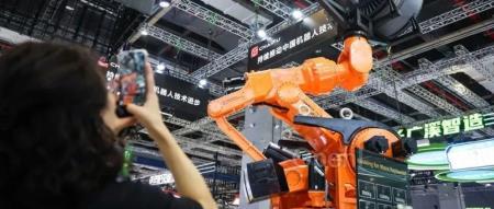 2024工博会最新洞察:机器人走向大负载,中国厂商从跟随到并跑