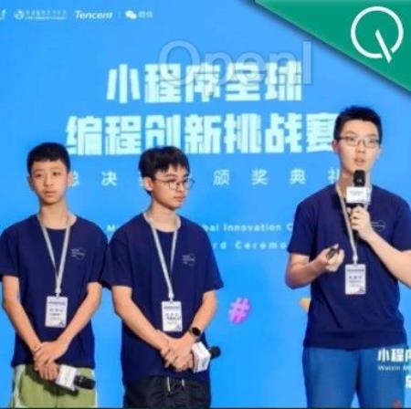 第一批“AI原住民”小学生,正在用大模型搞开发