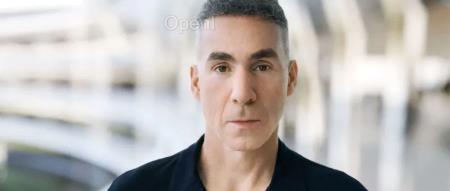 苹果Vision Pro主导高管将退休!库克热门候选人接任