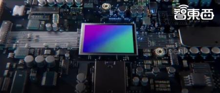 手机影像原生画质跃迁,一颗小小图像传感器里,藏着像素技术颠覆式创新