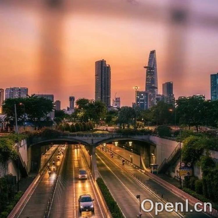 大模型:软件开发的未来救世主还是无法逃脱的绝境?