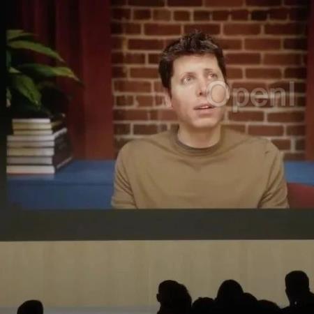Sam Altman 最新万字访谈自曝：大模型必定贬值，但不投资反而是错？
