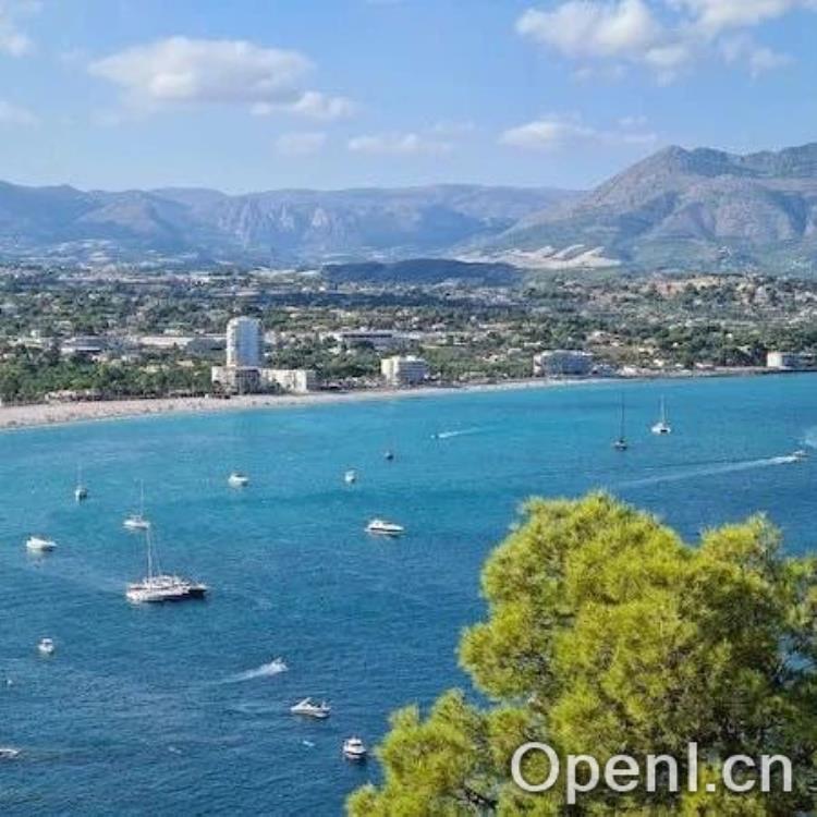 “芯片女王”苏姿丰告诉员工：我们每天醒来就是要打造伟大的产品