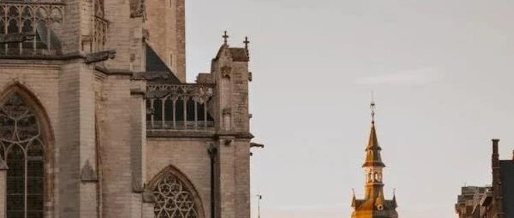 ChatGPT 2：从焦虑、裁员中“炼出”的GPT｜文末福利