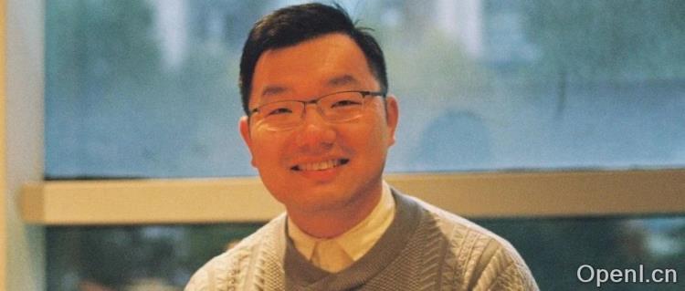 AI时代的焦虑:如何在智能浪潮中找到安全感?