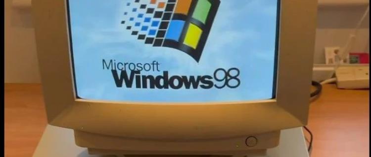 26年前老年机跑Llama2,每秒39个token:你的AI PC,也可以是Windows 98