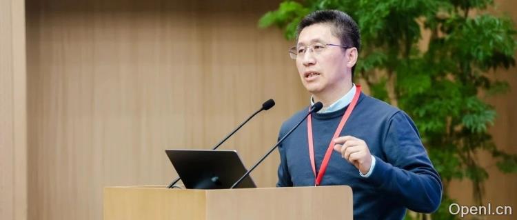 清华赵明国专访：坚守人形机器人二十载，从孤军奋战到百家争鸣