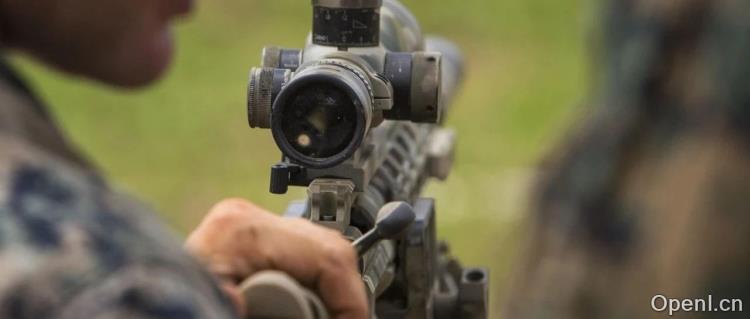 Kimi、DeepSeek中门对狙？中外开发者大对比还暗讽OpenAI，DeepSeek新涌现被赞爆！